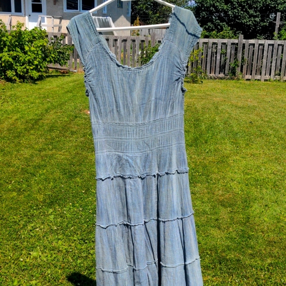 Flowy vintage maxi dress - Picture 1 of 4